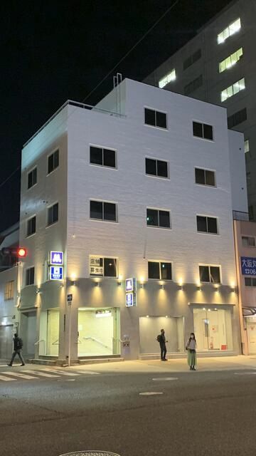 【大阪市北区】天神橋筋六丁⽬徒歩1分◎駅出てすぐ 複数路線利用可能な好立地　１階路面店